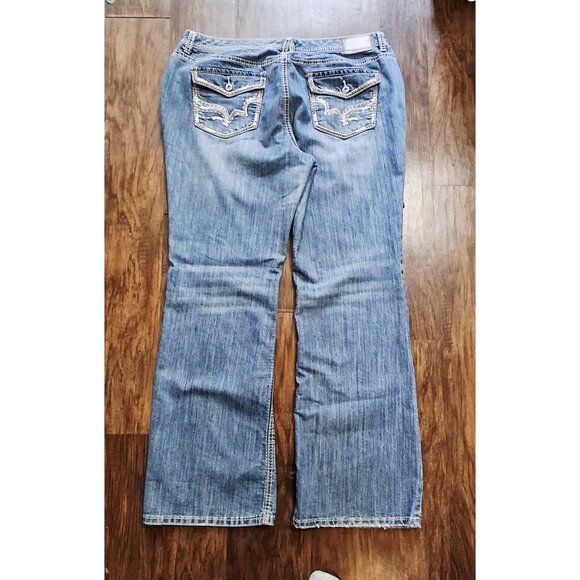 Maurices Bootcut Light Wash Denim Jeans Size 15/16 Distressed Stitching Womens C - Picture 5 of 10